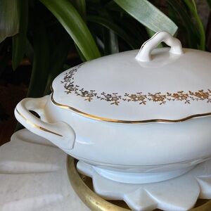 Antique S.C. Richard Porcelain Gold Floral Oval Tureen 768 Made in Italy